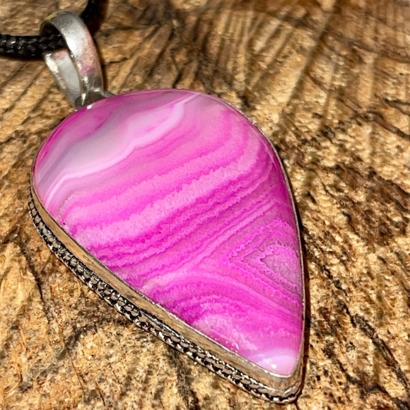 Pink Banded Botswana Agate Pendant 2 1/4” - Picture 4 of 15